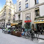 Urban Flat 174 - Vuitton St Denis